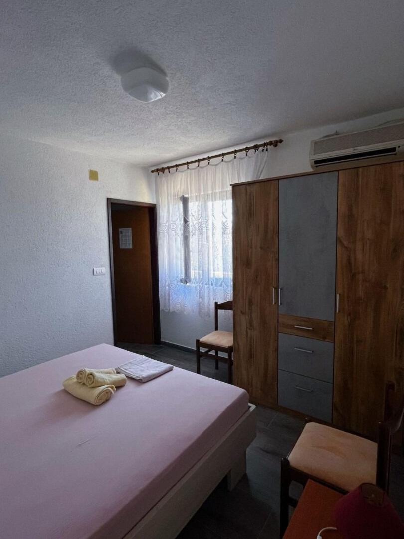 Apartment Dalibor Lukovo Šugarje 外观 照片