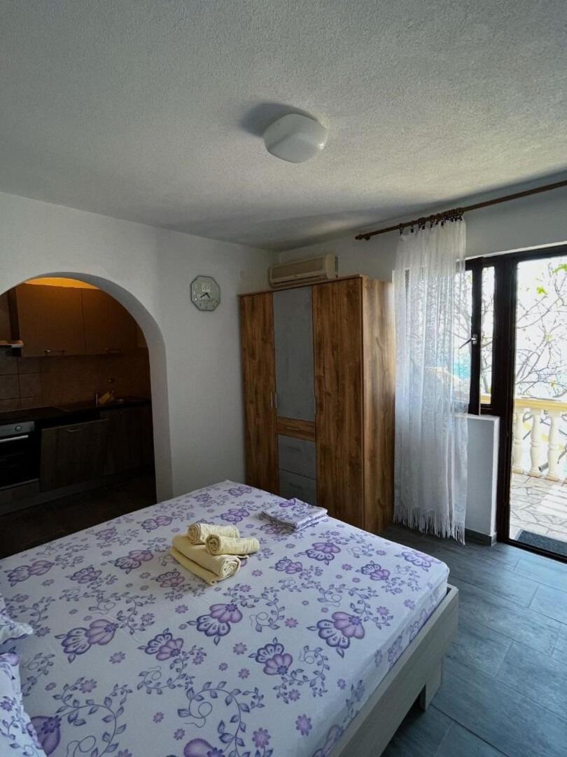 Apartment Dalibor Lukovo Šugarje 外观 照片